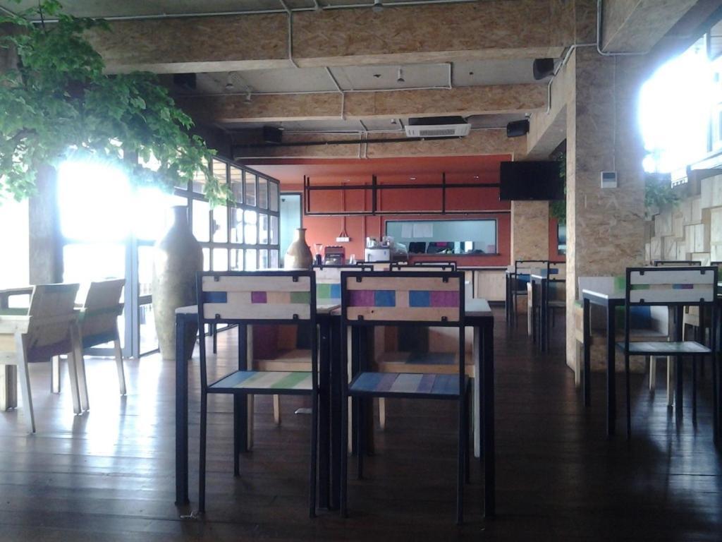 Chara Hotel Bandung Kültér fotó