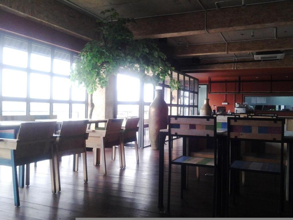 Chara Hotel Bandung Kültér fotó