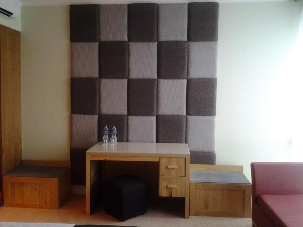 Chara Hotel Bandung Szoba fotó