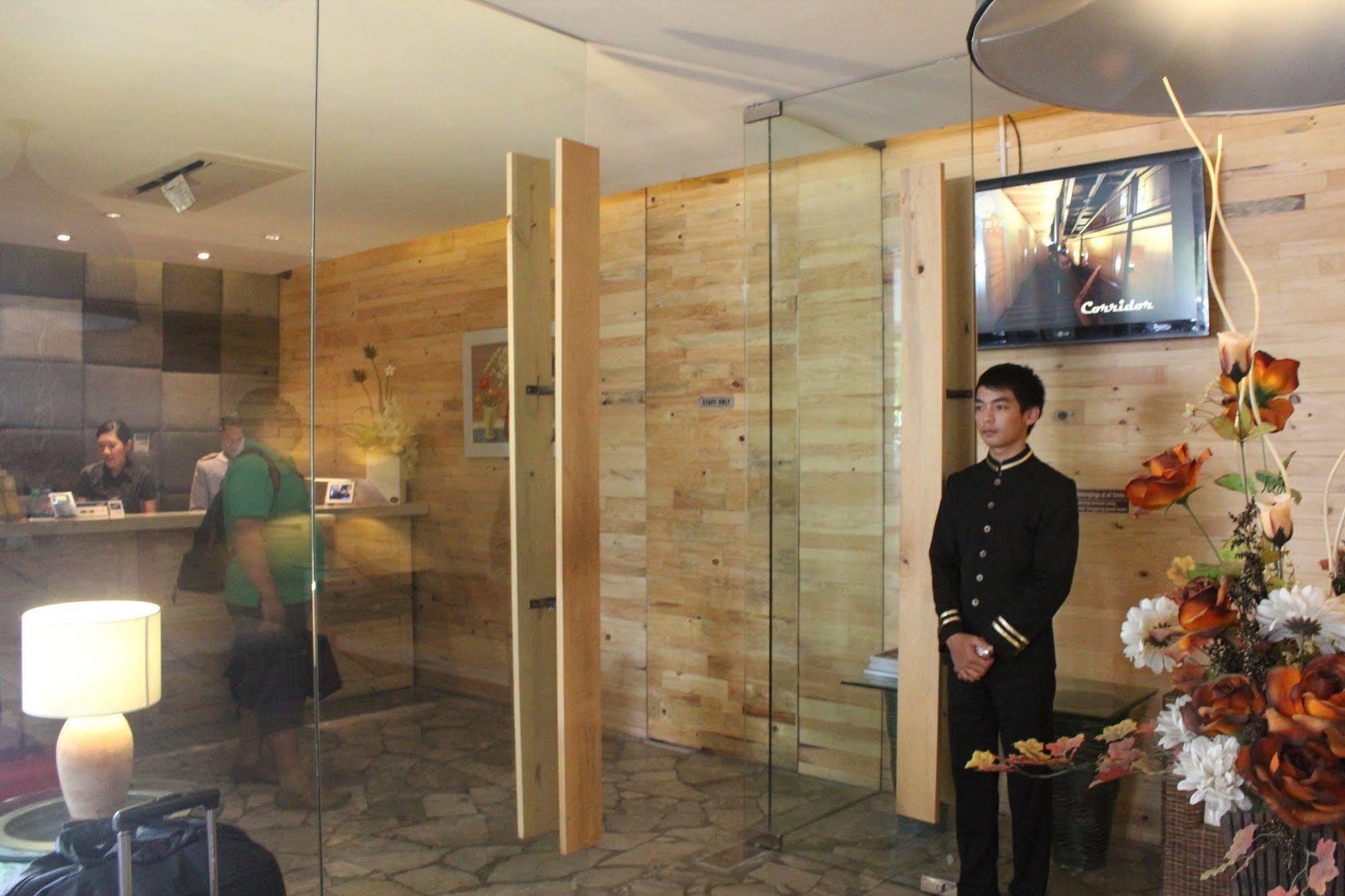 Chara Hotel Bandung Kültér fotó